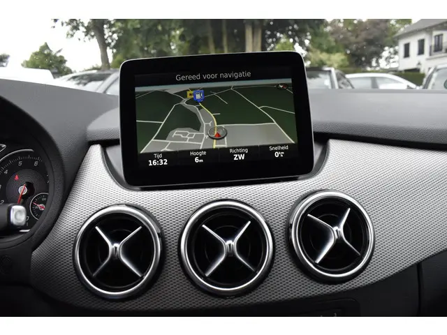 Mercedes-Benz B-Klasse 180 NIGHT-pakket 2017 Benzine 6