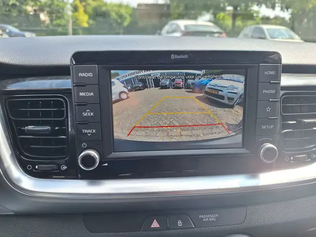 Kia Stonic 1.0 T-GDi DynamicLine 2020 Benzine 21