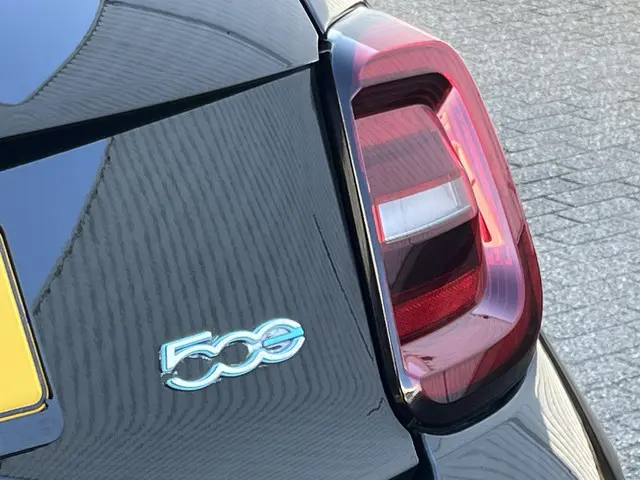 Fiat 500e 42 kWh 2023 Elektrisch 32