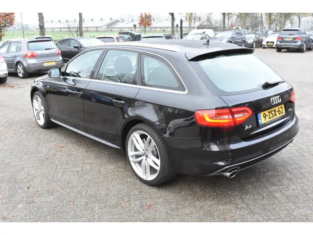 Audi A4 Avant 1.8 TFSI Pro Line S 2014 Benzine 33