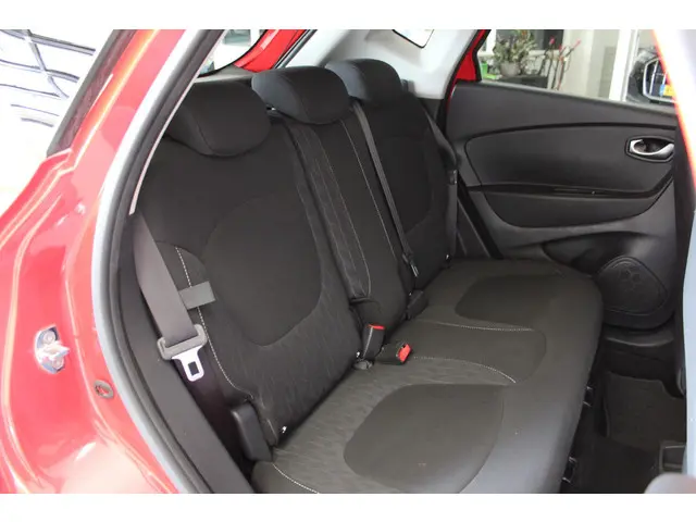 Renault Captur 0.9 TCe Limited 2020 Benzine 15