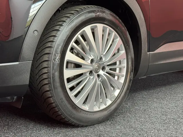 Opel Grandland X 1.2 Turbo Innovation 2019 Benzine 23