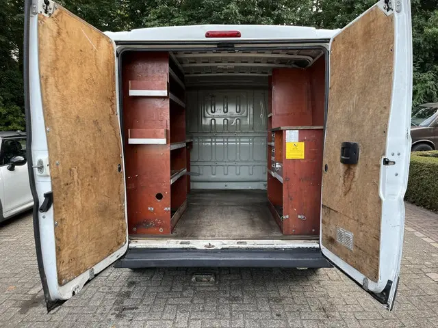 Peugeot Boxer 330 2.2 HDI L1H2XRDC 2015 Diesel 7
