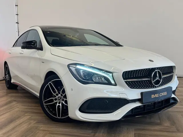 Mercedes-Benz CLA 200 Prestige 2018 Benzine 4