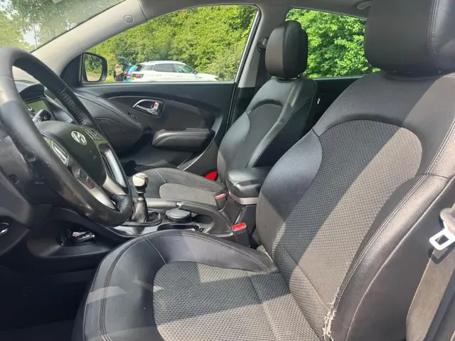 Hyundai ix35 1.6i GDI Style 2013 Benzine 13