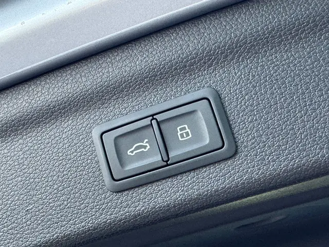 Audi Q3 35 TFSI * Leder * 360 Camera * Keyless 2020 Benzine 51