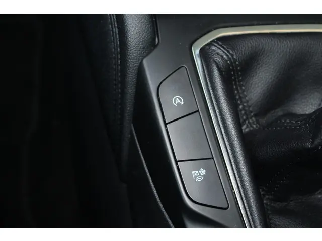 Ford Kuga 1.5 EcoBoost Titanium 2021 Benzine 18