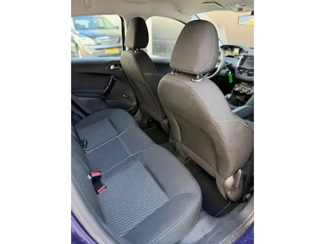 Peugeot 208 1.2 PureTech Blue Lion 2018 Benzine 22