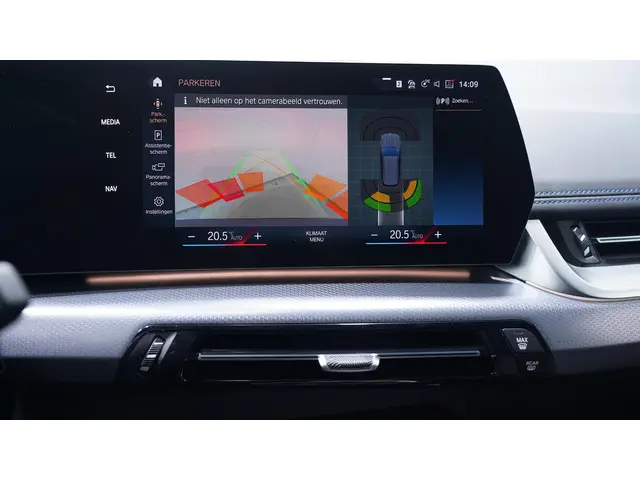 BMW iX1 xDrive30 Launch Edition 67 kWh 2024 Elektrisch 38