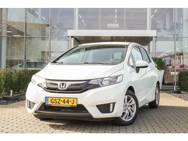 Honda Jazz 1.3i VTEC COMFORT 2017 Benzine 2