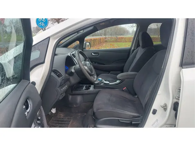 Nissan Leaf Acenta 24 kWh 2013 Elektrisch 10