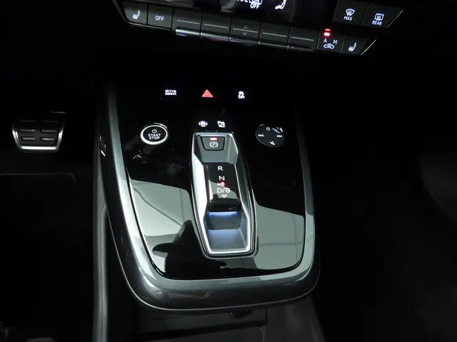 Audi Q4 e-tron 35 S edition 55 kWh 2022 Elektrisch 16