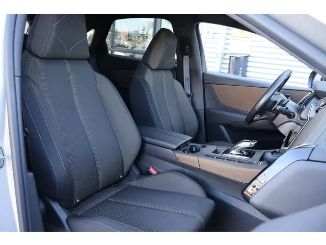 DS DS 7 Crossback 1.2 PureTech Business 2020 Benzine 18