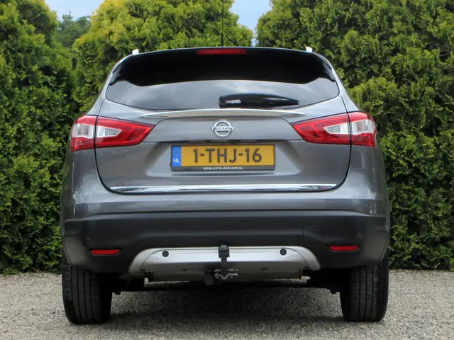 Nissan QASHQAI 1.2 Tekna*Leder*360cam*Trekhaak* 2014 Benzine 4