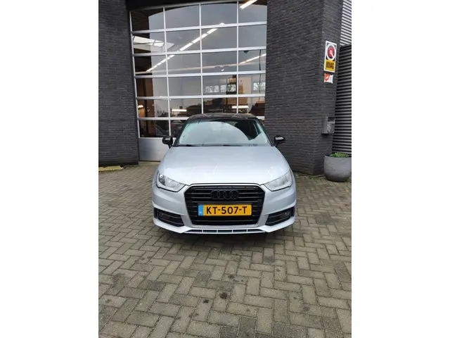 Audi A1 Sportback 1.0 TFSI Adrenalin 2017 Benzine 14