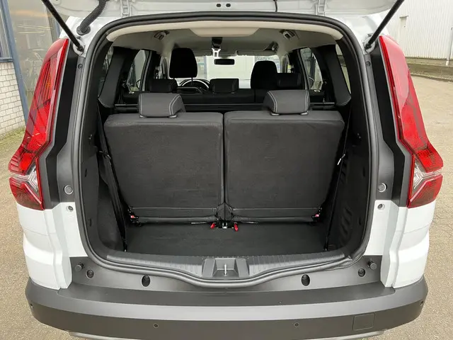 Dacia Jogger 1.0 TCe 110 Expression 7p. 2023 Benzine 23