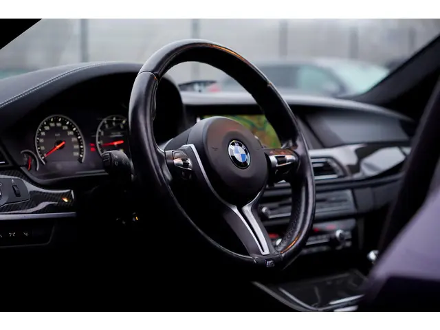 BMW M5 5-serie Competition Edition 2017 Benzine 5