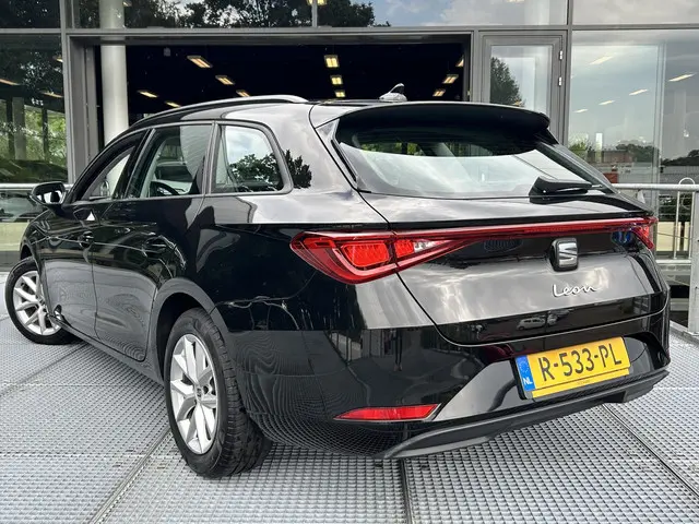 SEAT Leon Sportstourer 1.0 TSI Reference 2022 Benzine 6