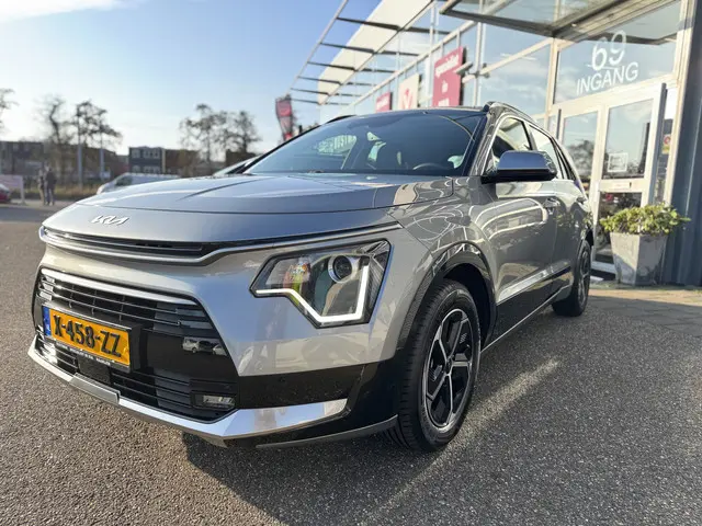 Kia Niro 1.6 GDi Hybrid DynamicLine 2024 Hybride Benzine 3