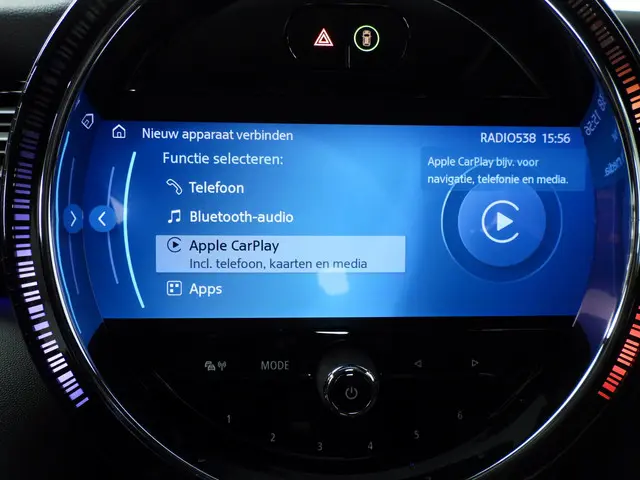 MINI 5-Deurs Cooper 2023 Benzine 36