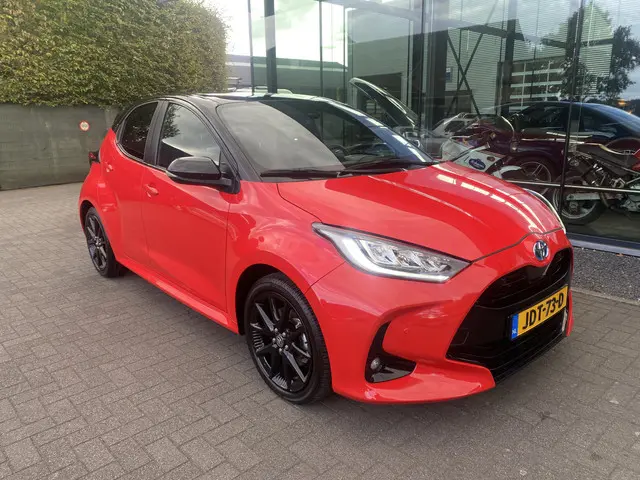 Toyota Yaris 1.5 Hybrid Executive 2023 Hybride Benzine 3