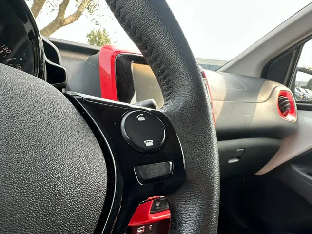 Citroën C1 1.2 PureTech Shine Climate 2015 Benzine 13