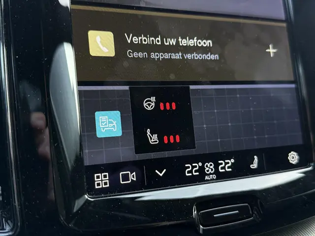 Volvo XC60 2.0 B5 R-Design 2022 Benzine 31
