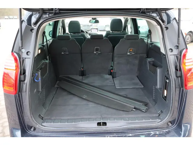 Peugeot 5008 1.6 VTi Blue Lease 5p. 2012 Benzine 16