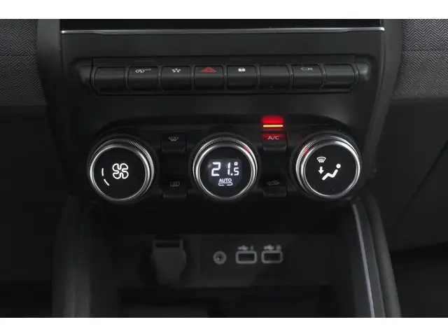 Renault Clio TCe 90 GPF techno 2025 Benzine 46