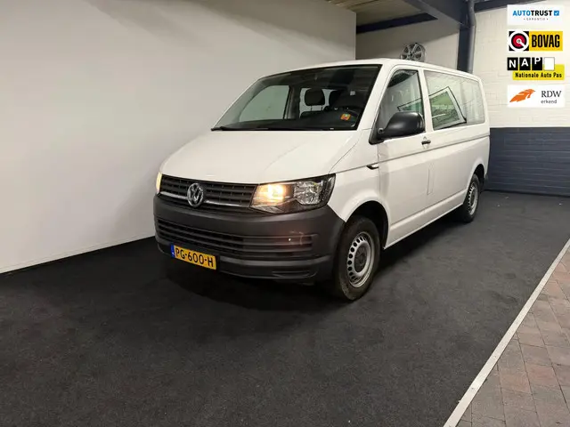 Volkswagen Transporter Kombi 2.0 TDI L1H1 2017 Diesel