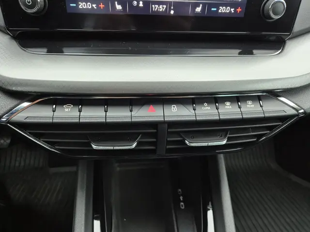 Škoda Octavia Combi 1.5 TSI Comfort line 2021 Benzine 12