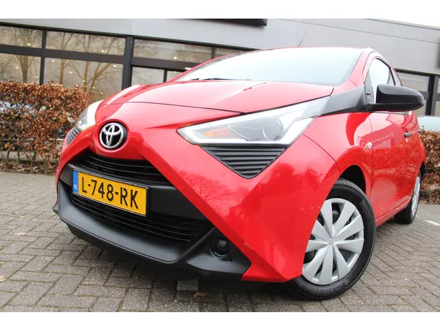 Toyota Aygo 1.0 VVT-i x-Fun 5-deurs 2021 Benzine 17