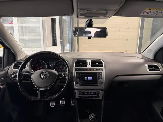 Volkswagen Polo 1.2 TSI Highline 2016 Benzine 7