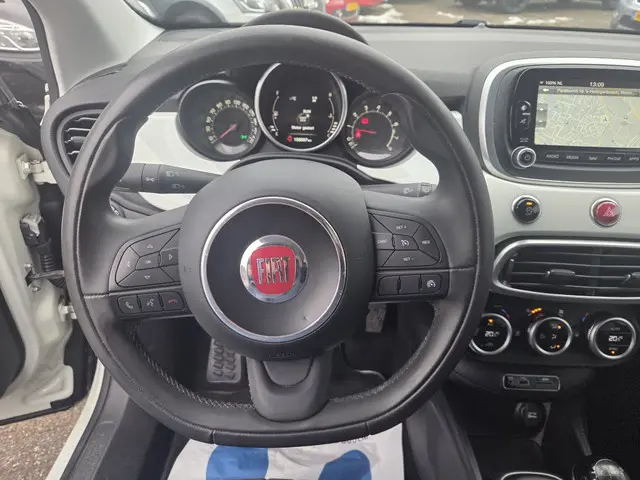 Fiat 500X 1.4 T M-Air Lounge Camera Navi 2015 Benzine 15