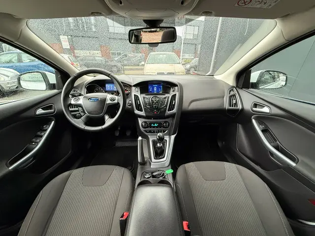 Ford Focus Wagon 1.0 EcoBoost Edition Plus 2014 Benzine 15