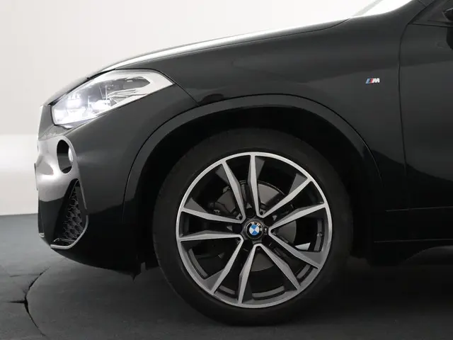 BMW X2 sDrive18i High Executive 2019 Benzine 11