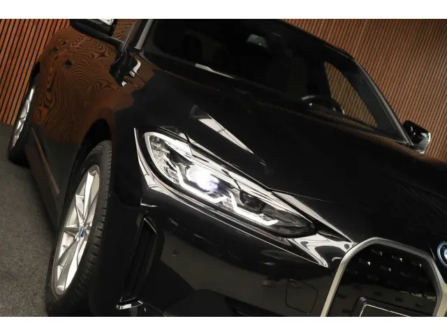 BMW i4 eDrive40 84 kWh M-pakket 2022 Elektrisch 10