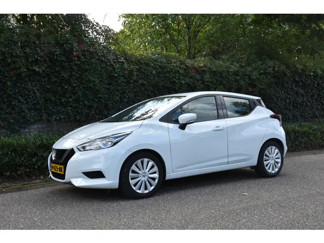 Nissan Micra 2