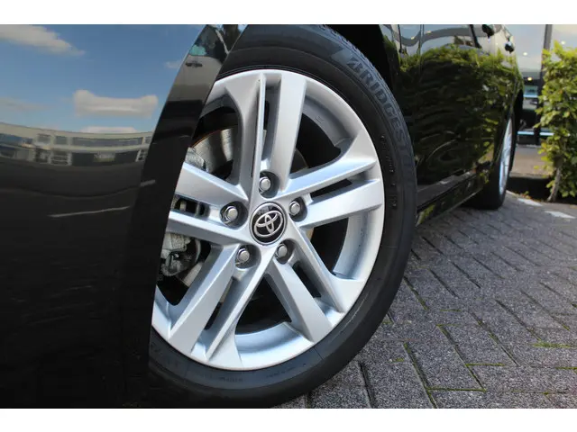 Toyota Corolla 1.8 Hybrid Active 2021 Hybride Benzine 13