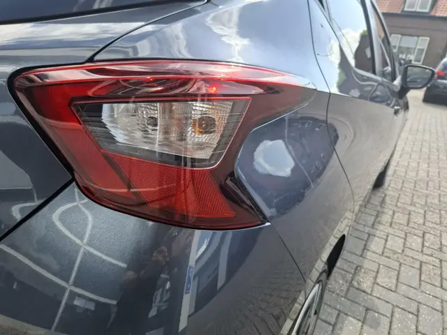 Nissan Micra 1.0 IG-T N-Design Bose 2023 Benzine 10