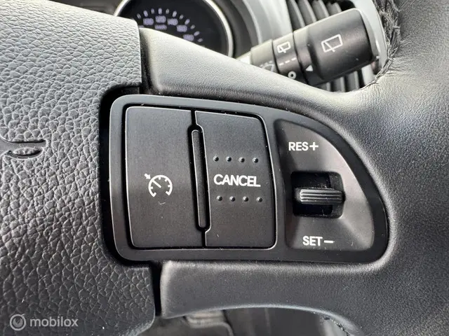 Kia Sportage 2.0 DynamicPlusLine 2015 Benzine 32