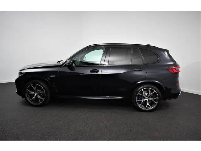 BMW X5 xDrive45e High Executive 2023 Hybride Benzine 6
