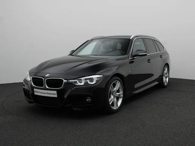 BMW 3 Serie Touring 318i 2019 Benzine 29