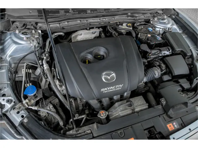 Mazda 6 Sportbreak 2.0 SkyActiv-G 165 TS+ 2016 Benzine 44