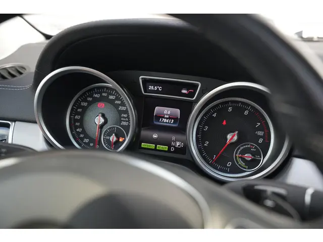Mercedes-Benz GLE 500 e 4MATIC 2015 Hybride Benzine 21