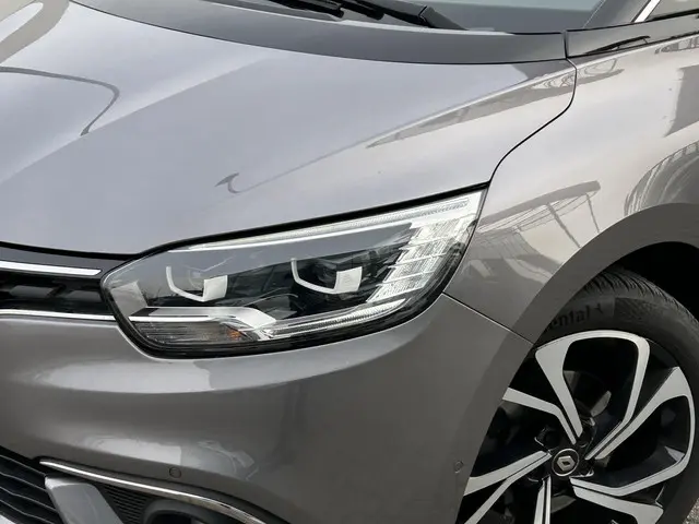 Renault Scénic 1.2 TCe Bose 2017 Benzine 26