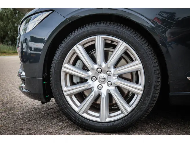 Volvo V90 2.0 T4 Inscription 2020 Benzine 18