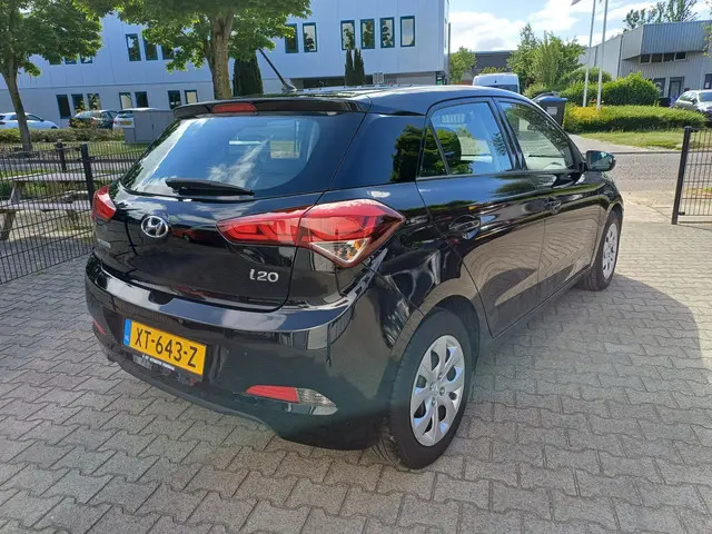 Hyundai i20 1.0 T-GDI 5DEURS/AIRCO/NAP/100PK 2019 Benzine 7