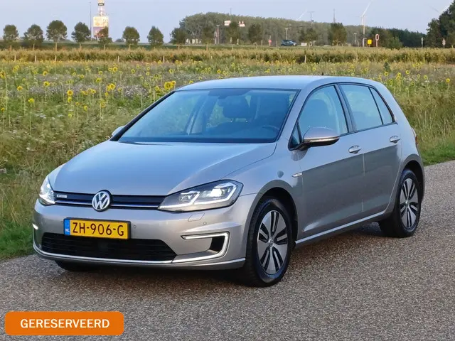 Volkswagen e-Golf e-Golf / 2018 Elektrisch