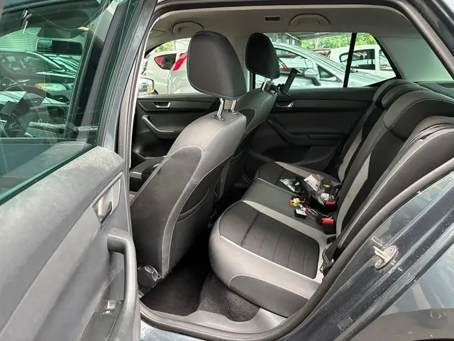 Škoda Fabia 1.2 TSI JOY 30.300 km + NAP NL-auto 2016 Benzine 5